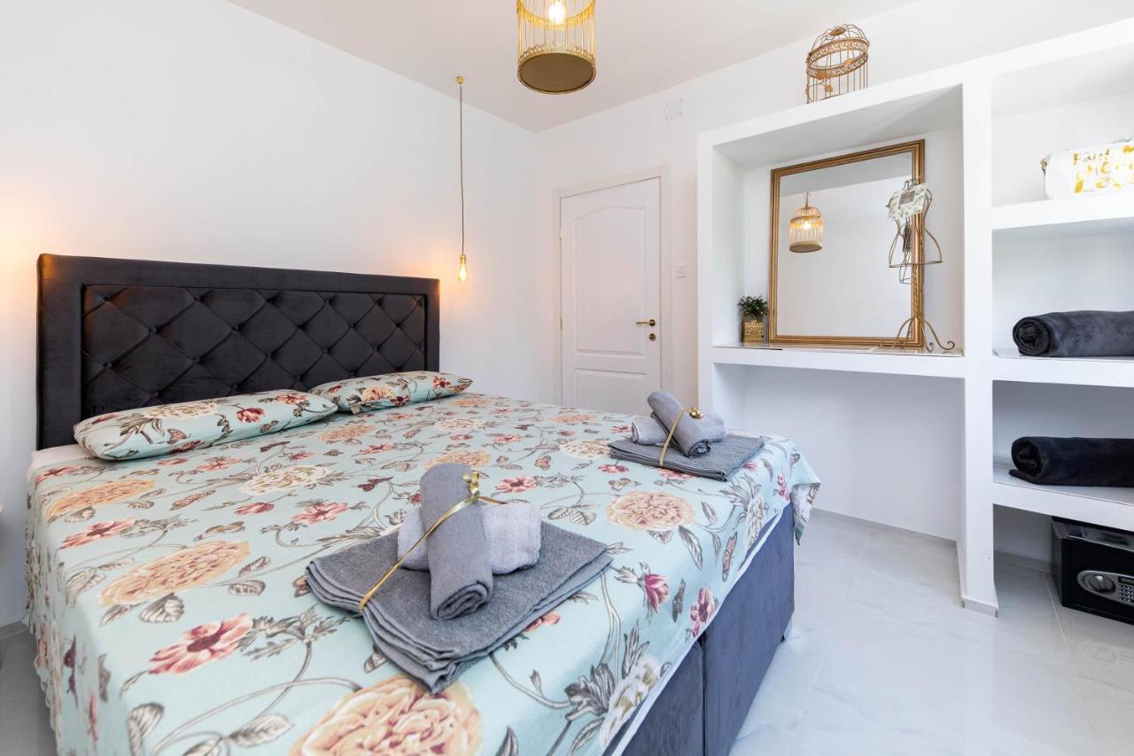 Gloria Luxury Suite Apartment Crikvenica Exteriér fotografie